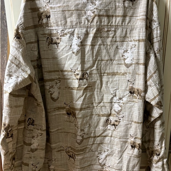 Columbia Tan Casual Button Down Shirt with Striped Pattern - Picture 4 of 5